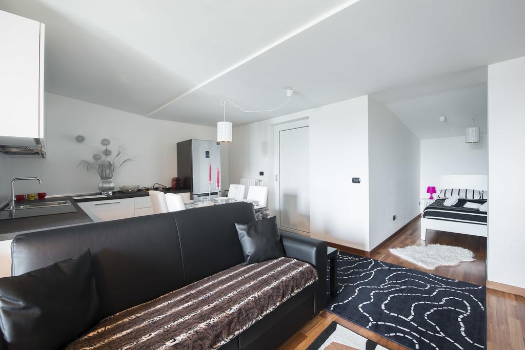 New Luxury Attic Santa Giulia Expo Daire Milano Dış mekan fotoğraf